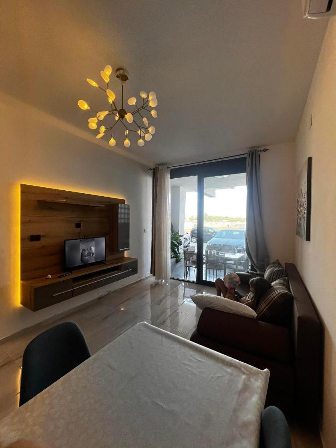 Sea Star Apartments Ulcinj Exterior photo